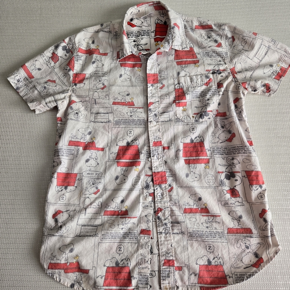 Peanuts Red and White Casual Button Down Shirt
